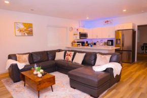 Cozy Home near Gaylord Rockies Resort & Denver Airport
